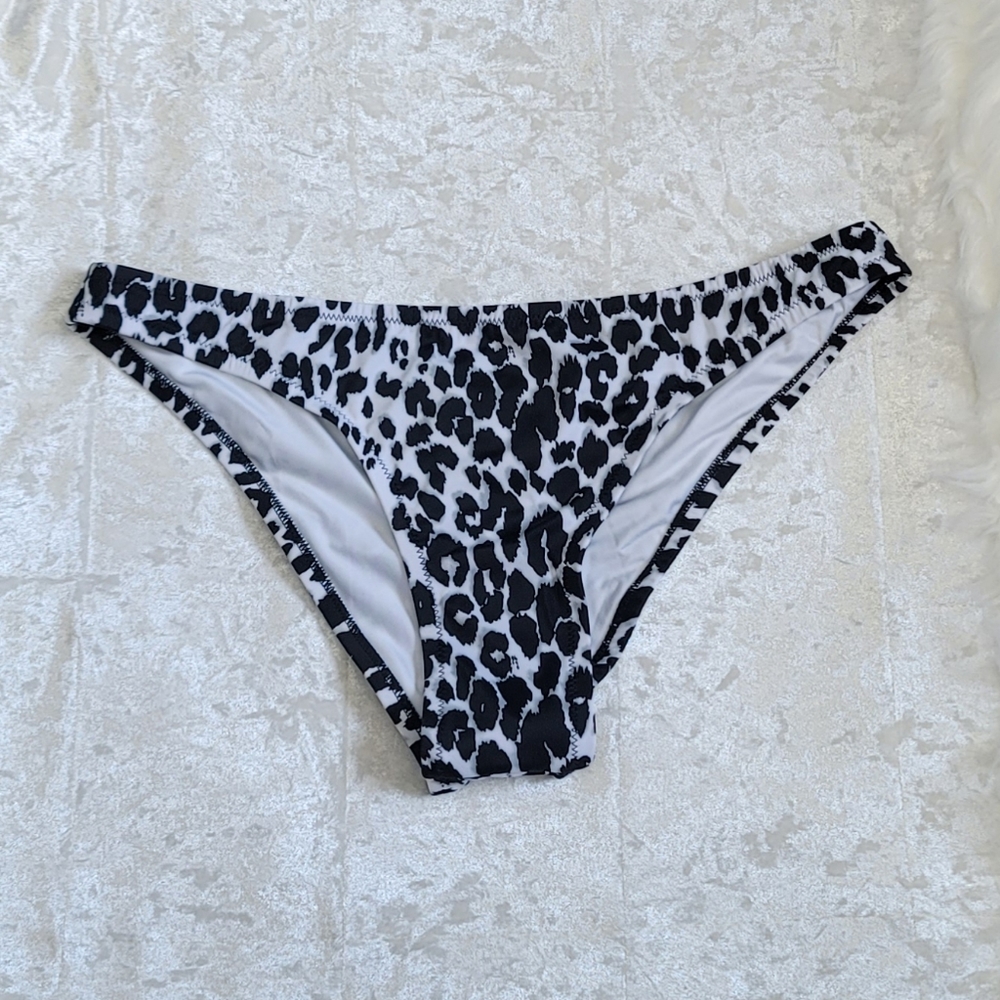 Victoria Secret Animal Print Scrunchy Butt Bikini Bottoms